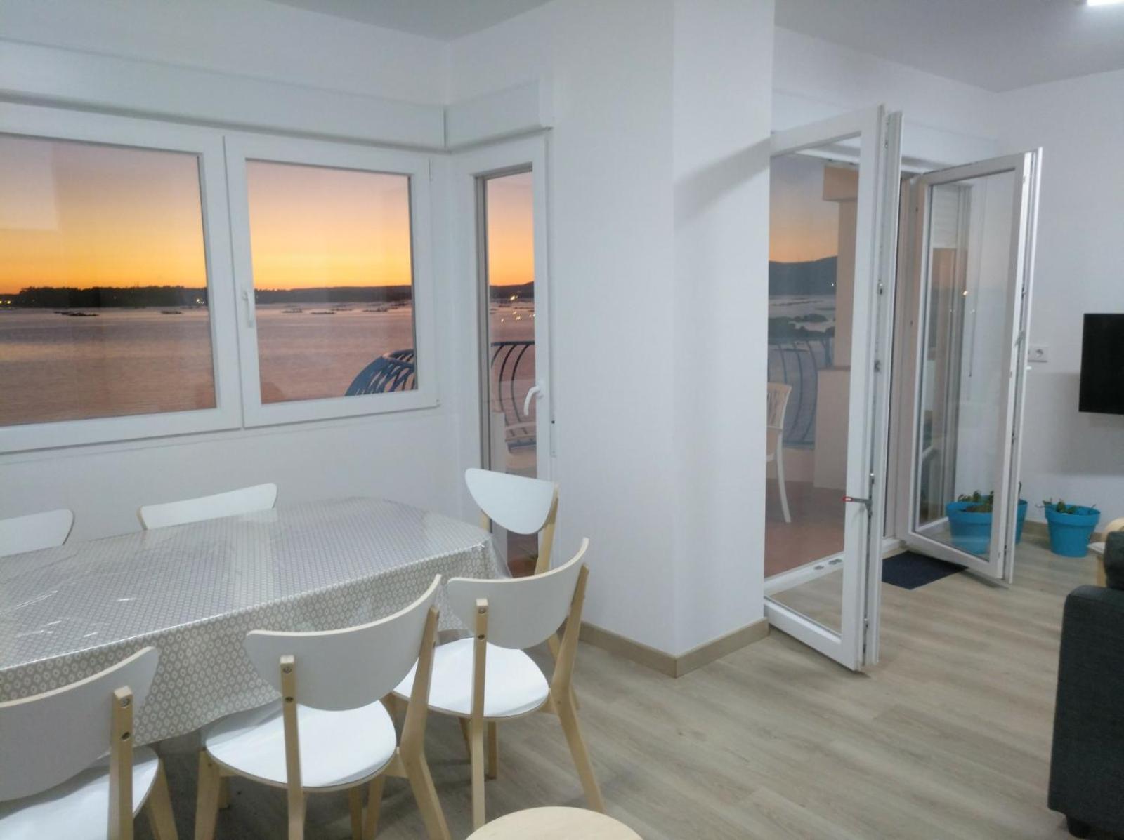 Apartamentos Poniente Вилануева де Ароса Екстериор снимка