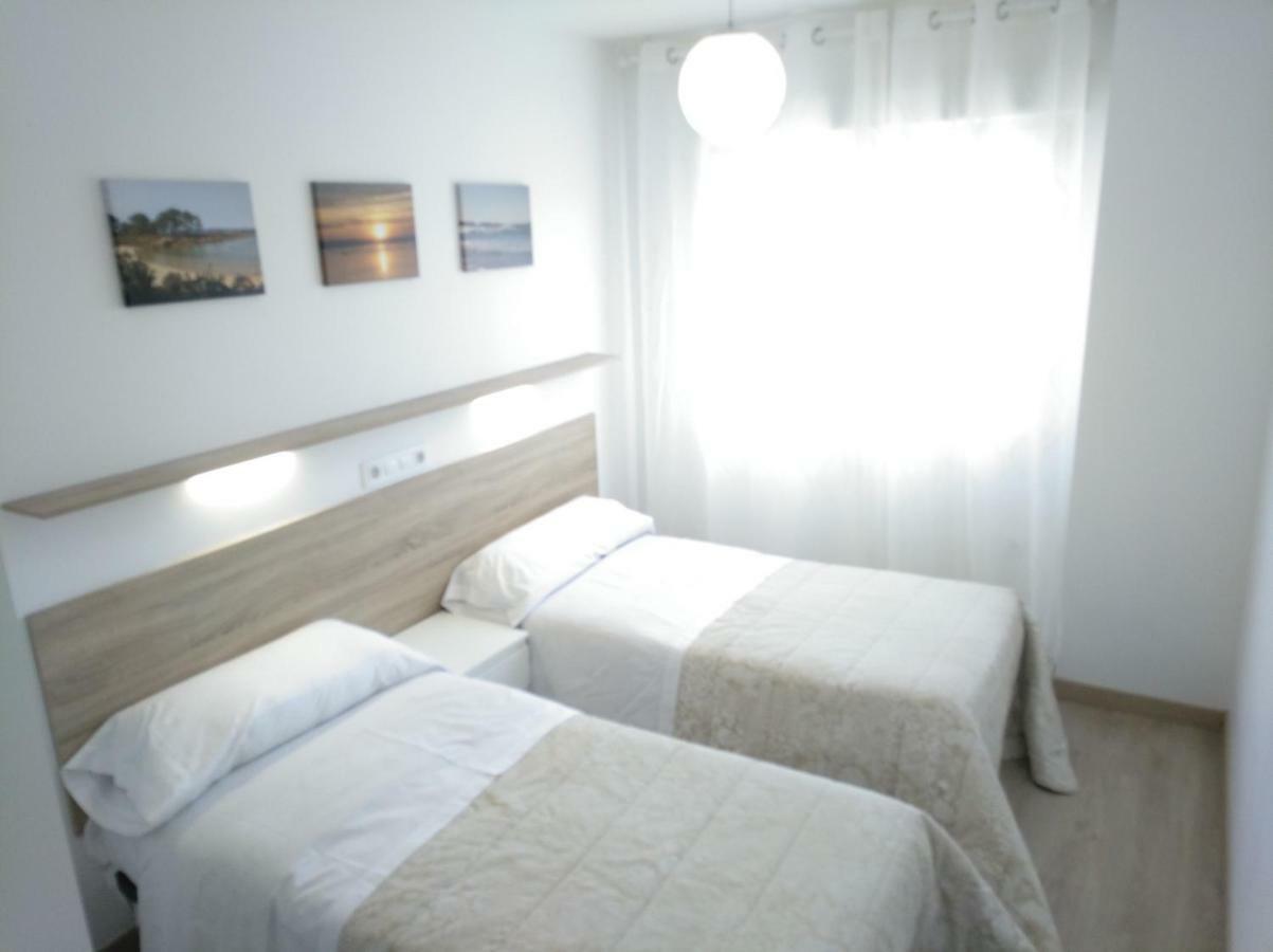 Apartamentos Poniente Вилануева де Ароса Екстериор снимка