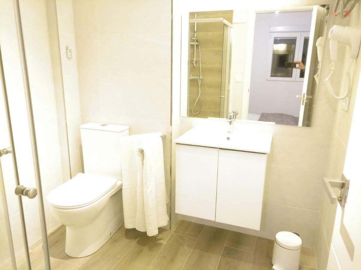 Apartamentos Poniente Вилануева де Ароса Екстериор снимка